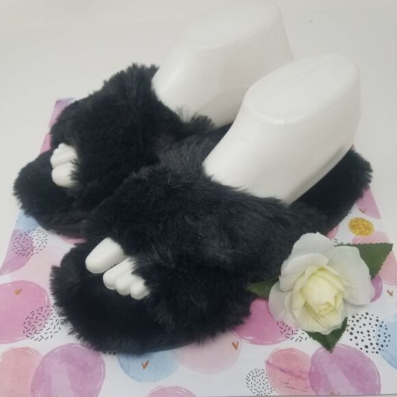 NWOT BLACK SECRET TREASURES SLIPPER. - Picture 1 of 13
